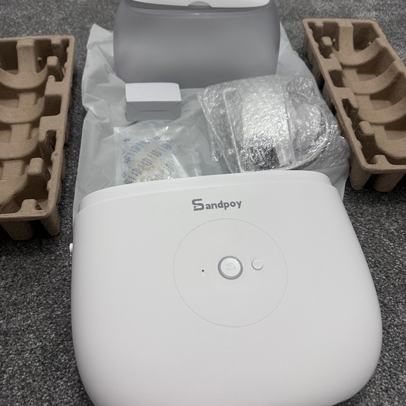 Hanging Automatic Rabbit Feeder - White - Picture 5 of 16